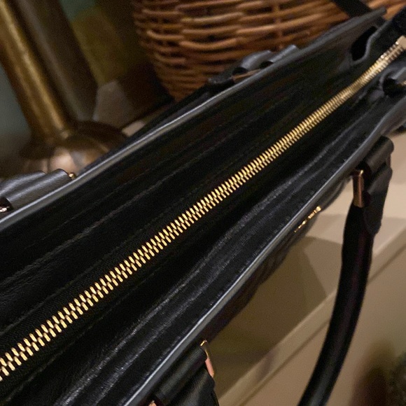 MICHAEL KORS Selma Black Quilted Leather Crossbody Satchel Shoulder Bag - Picture 14 of 16